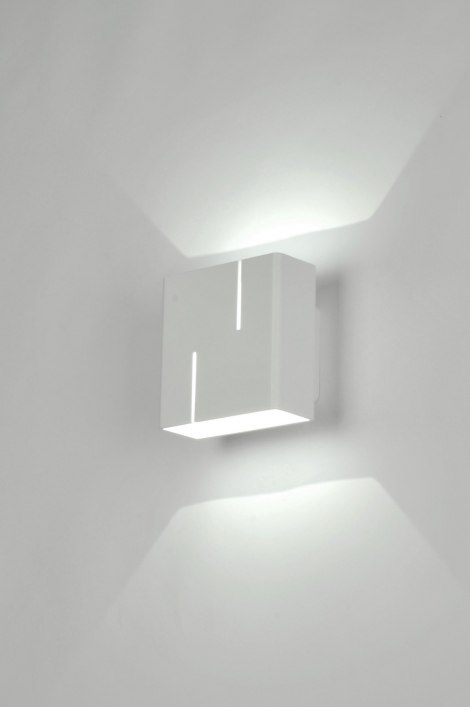 Badkamer Wandlamp Design Kubrik led design badkamer wandlamp r van Luxe Badkamer Wastafels ~ Badkamer Wandlamp Design Kubrik led design badkamer wandlamp r van