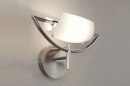 bekijk wandlamp-28543-modern-geschuurd_staal-glas-wit_opaalglas-rond-ovaal