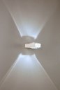 bekijk wandlamp-71006-modern-design-metaal-wit-mat-rechthoekig
