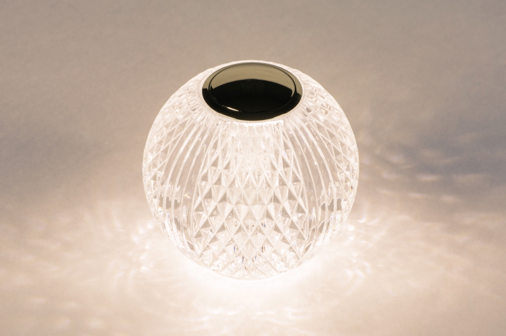 Foto 15320: Oplaadbare tafellamp 'kristallen bol' met dimmer 