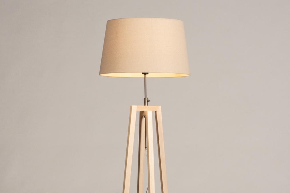 Plunderen kleuring rijm Vloerlamp 31125: Landelijk, Modern, Eigentijds Klassiek, Hout