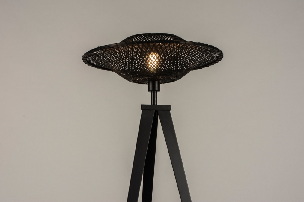 dempen muur Marine Vloerlamp 31215: Modern, Metaal, Riet, Zwart