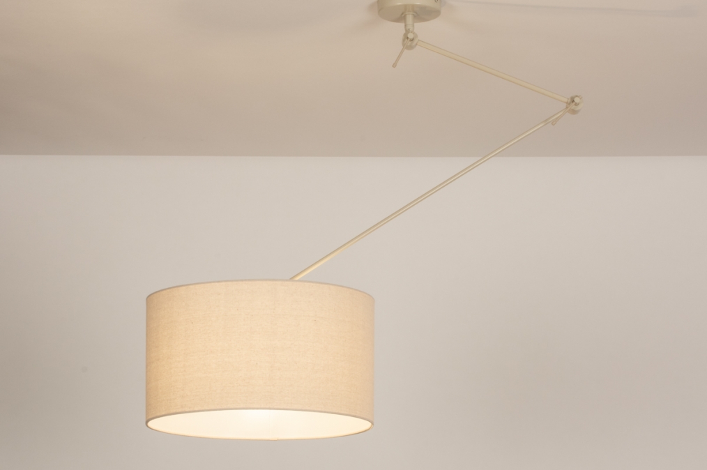 Foto 31258: Verstelbare hanglamp met knikarm in beige met beige linnen kap