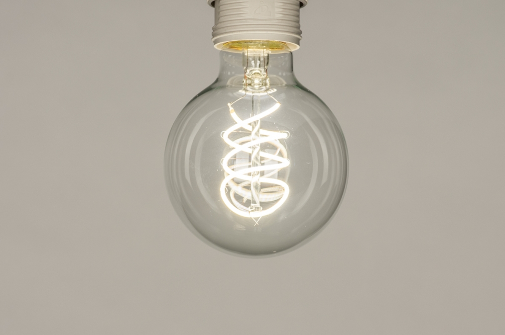 Foto 386: LED Filamentleuchtmittel E27 dimmbar mit gewelltem Glühfaden 