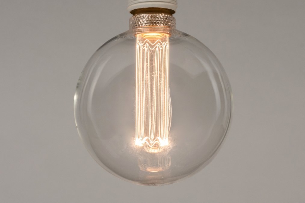 Foto 396: Grote led lamp bol met mooie kooldraden in vintage stijl