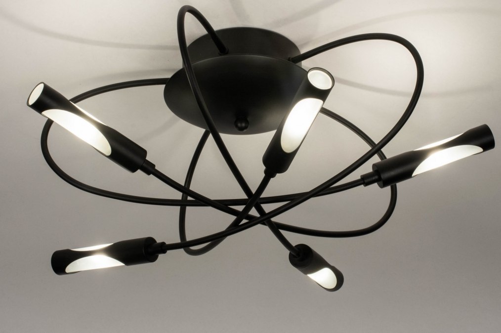 Foto 73665: Sfeervolle badkamerlamp plafondlamp uitgevoerd in mat zwarte kleur.