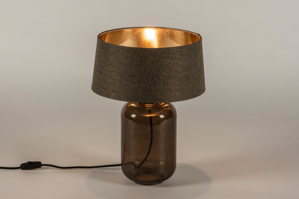 Foto 74654: Luxus-Tischlampe aus Glas in Dunkelbraun mit Leinen-Lampenschirm mit goldener Innenseite