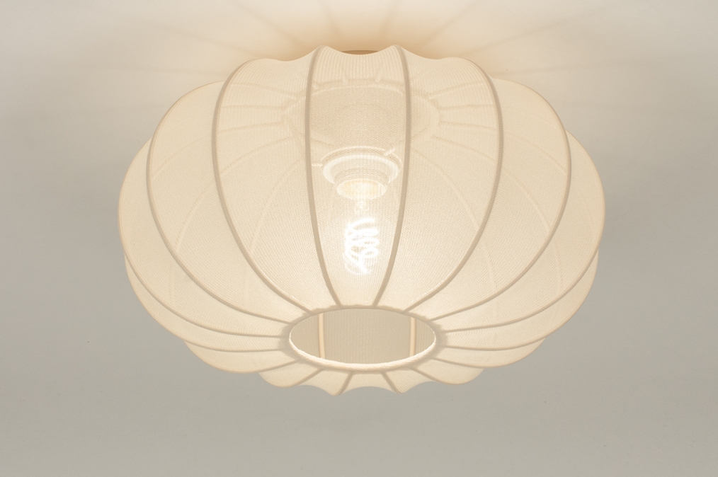 Foto 74685: Luxe beige lampion lamp van stof voor aan het plafond