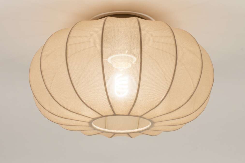Foto 74921: Lampion plafondlamp met een prachtige stof in taupe kleur