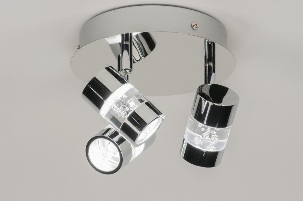 Foto 88216: Sfeervolle badkamerlamp voorzien van drie led spots.