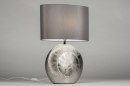 Foto 12960-2: Klassieke tafellamp in zilver met grijze kap