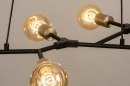 Foto 12977-9: Artistieke hanglamp / fittinglamp voorzien van zeven fittingen.