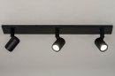 Foto 13162-3: Moderne zwarte opbouwspot voor de badkamer met langwerpige plafondplaat