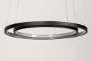 Foto 13671-8: Minimalistische, grote, zwarte hanglamp voorzien van dimbare led verlichting.