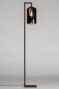Foto 13848-1: Moderne, stoere vloerlamp geschikt voor led verlichting.