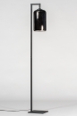 Foto 13848-3: Moderne, stoere vloerlamp geschikt voor led verlichting.