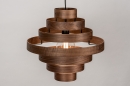 Foto 13853-4: Houten hanglamp in walnootkleur voorzien van een retro vormgeving.