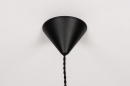 Foto 14005-11: Grote design hanglamp gemaakt van papier-maché, geschikt voor led verlichting.