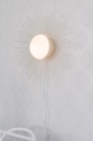 Foto 14007-7: Schitterende wandlamp / plafondlamp in zon uitvoering, in zachte messing kleur, geschikt voor ledverlichting.