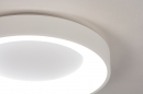 Foto 14098-3: Große, moderne LED Deckenleuchte in weiß mit höher Lichtausbeute.