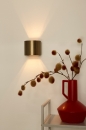Foto 14271-11: Koffiebruine wandlamp halfrond van metaal met verstelbare lichtbundels
