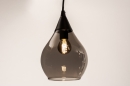 Foto 14294-7: Zwarte hanglamp met acht rookglazen op verschillende hoogtes