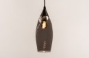 Foto 14294-9: Zwarte hanglamp met acht rookglazen op verschillende hoogtes