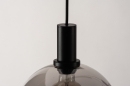Foto 14333-8: Trendige, schwarze Pendelleuchte mit 4 Glasschirmen und für austauschbare LED geeignet.