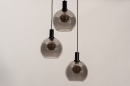 Foto 14335-6: Trendy, zwarte hanglamp voorzien van drie glazen kappen, geschikt voor vervangbaar led.