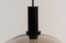 Foto 14336-7: Trendige, schwarze Pendelleuchte mit schwarzem Rauchglas und für austauschbare LED geeignet.