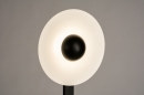 Foto 14920-7: Stimmungsvolle Design-Stehleuchte, dimmbares LED-Licht, in mattem Schwarz / Weiß.