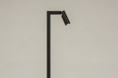 Foto 14971-3: Zwarte vloerlamp met drie verschillende looks; zwarte leeslamp, leeslamp met messing detail of industriële vloerlamp