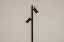 Foto 14972-9: Schwarze Stehlampe mit drei verschiedenen Looks; schwarze Leselampe, Leselampe mit Messingdetail oder industrielle Stehlampe