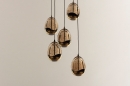 Foto 15004-5: Hanglamp met ronde plafondplaat en vijf eivormige glazen in amberkleur