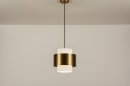 Foto 15143-3 vooraanzicht: Enkele hanglamp van wit opaalglas met messing ring