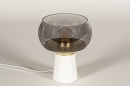 Foto 15153-7: Witte tafellamp met messing en rookglas