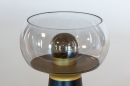 Foto 15154-6: Zwarte tafellamp met messing en rookglas