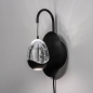 Foto 15236-4: Zwarte led wandlamp met eivormig glas
