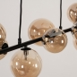 Foto 15253-14: Langwerpige hanglamp in het zwart met negen bollen van glas in amber kleur