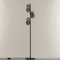 Foto 15256-2: Zwarte dimbare vloerlamp met zes bollen van rookglas in boutique hotel stijl
