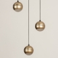 Foto 15302-7 vooraanzicht: Moderne hanglamp met drie bollen van metaal in messing/goud 