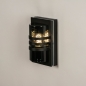 Foto 15333-3 schuinaanzicht: Zwarte wandlamp E27 voor buiten van metaal en plexiglas