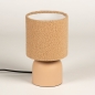 Foto 15347-4: Trendy tafellamp in nude kleur met kap van teddy stof 