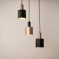 Foto 15409-4 vooraanzicht: Hanglamp met drie kokers van metaal in zwart met goud