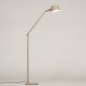 Foto 15425-3 schuinaanzicht: Beige vloerlamp met knikarm, gouden binnenkant en schakelaar op het armatuur