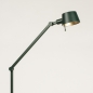 Foto 15426-6: Verstellbare grüne Stehlampe mit goldener Innenseite und Schalter an der Armatur