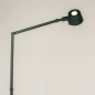 Foto 15431-5 zijaanzicht: Hoge staande leeslamp (200cm) in het groen, met schakelaar op het armatuur 