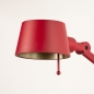 Foto 15437-8: Rote Wandleuchte mit Gelenkarm mit Kabel und Stecker 