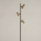 Foto 15499-4 vooraanzicht: Zwarte staande leeslamp met drie messing kokers 