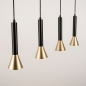Foto 15565-26 schuinaanzicht: Zwarte hanglamp met vier kokers van metaal in zwart met goud GU10
